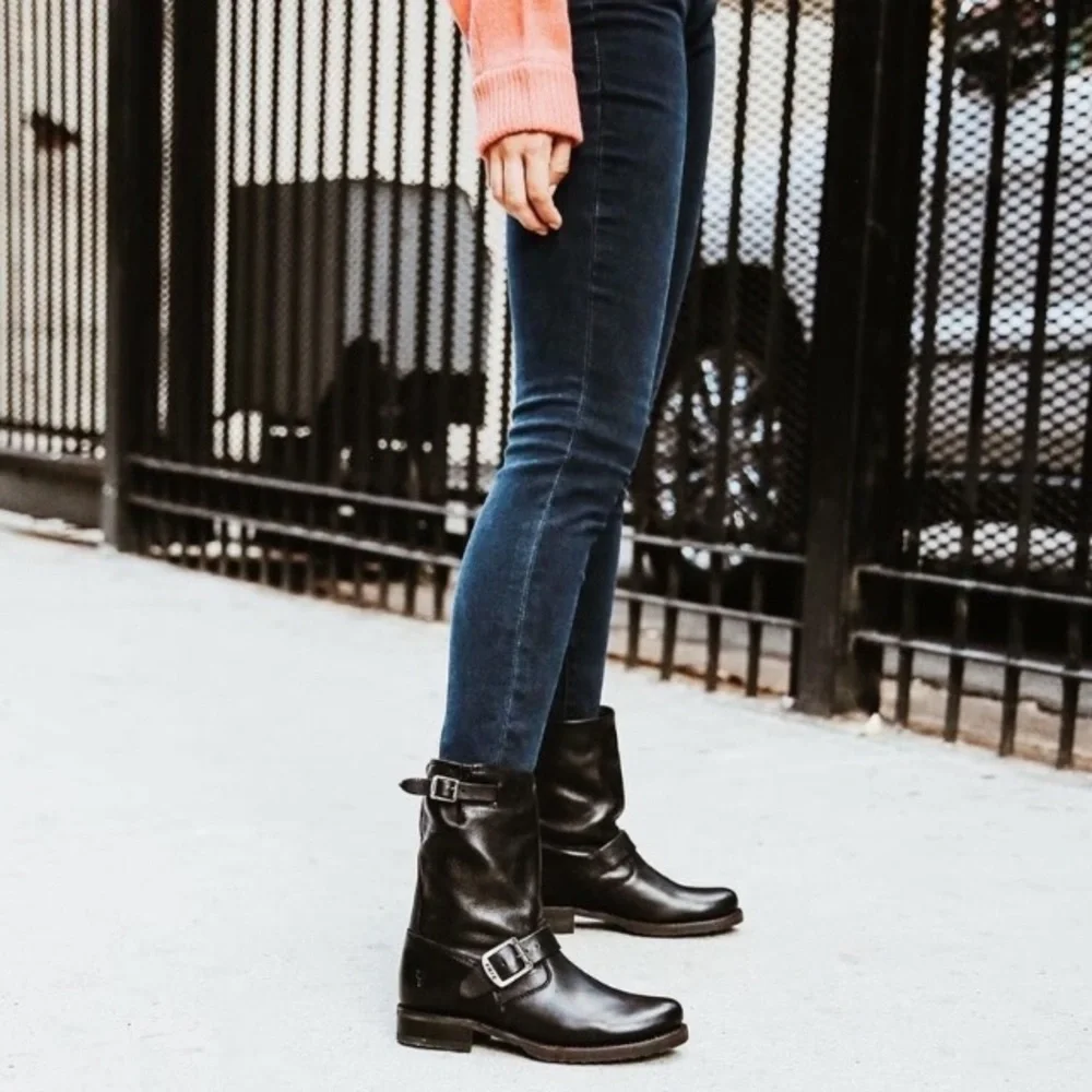 Frye Veronica Short Belted Black Leather Popular Moto Vintage Combat Ankle Boot - Picture 1 of 16